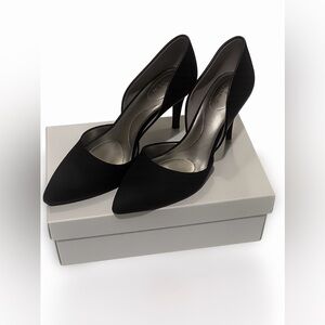 Bandolino Black D’Orsay Pointed Toe Pumps